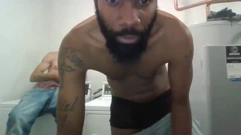 Snapshot of marrieddlbottomhungdltop chatting on December 18, 10:08 am Reparations for the departed online show from December 18, 10:08 am