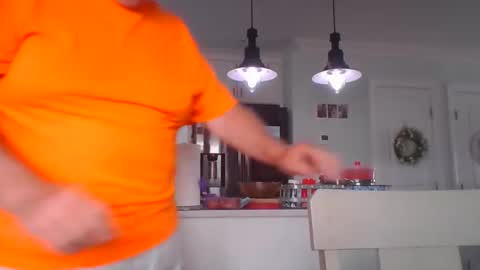 marriedguyold online show from April 15, 2:13 pm