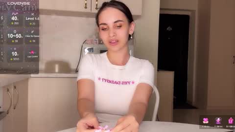 Snapshot of marry_jain chatting on March 17, 1:25 pm Merry online show from March 17, 1:25 pm