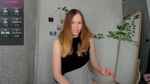 marryjanes online show from May 12, 3:53 pm