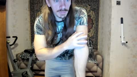 Alan online show from December 10, 9:12 am