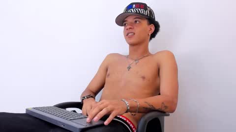 MARSHALL online show from January 15, 2:10 pm