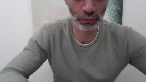 Snapshot of marsupilami_82_ chatting on February 15, 10:06 pm marsupilami_82_ online show from February 15, 10:06 pm