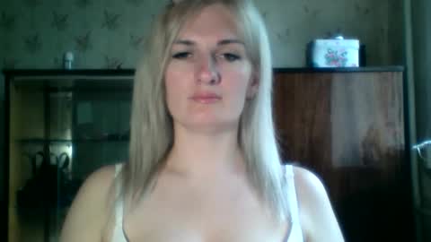 marta_haze online show from May 15, 9:16 am
