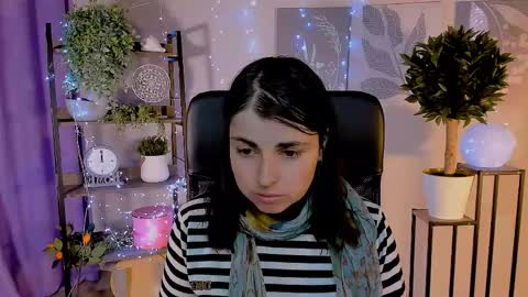 martaedams online show from April 27, 6:22 am