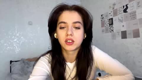 marthaawebb online show from February 14, 11:29 am