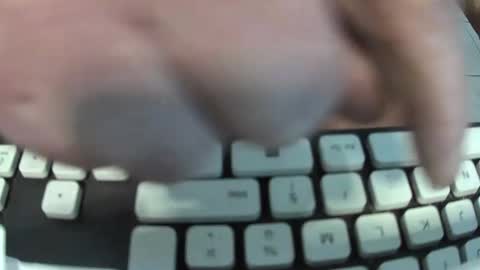 Snapshot of martial04 chatting on January 6, 9:30 am martial04 online show from January 6, 9:30 am