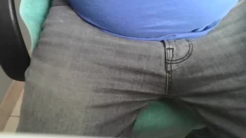 Snapshot of martial04 chatting on January 9, 12:30 pm martial04 online show from January 9, 12:30 pm