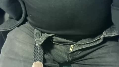 Snapshot of martial04 chatting on January 13, 4:01 pm martial04 online show from January 13, 4:01 pm