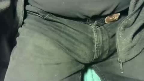 Snapshot of martial04 chatting on January 17, 8:34 pm martial04 online show from January 17, 8:34 pm