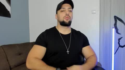 Snapshot of martiinsoul chatting on December 10, 5:39 am Martiinsoul online show from December 10, 5:39 am