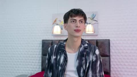 martin_williams_ online show from December 17, 12:11 pm