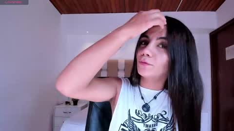 Snapshot of martina_mancinii chatting on March 28, 7:13 pm Martina online show from March 28, 7:13 pm