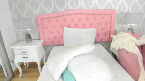 Martina online show from December 24, 3:05 pm