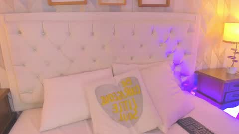 Snapshot of martina_rivera_ chatting on April 29, 12:09 pm Martina online show from April 29, 12:09 pm
