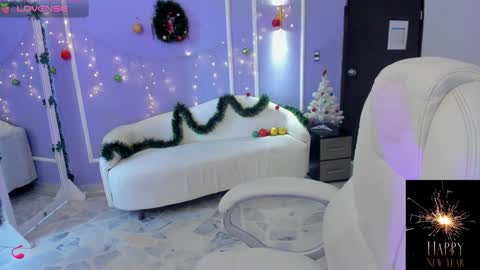 Snapshot of martina_saenz1 chatting on December 31, 3:42 pm Martina online show from December 31, 3:42 pm