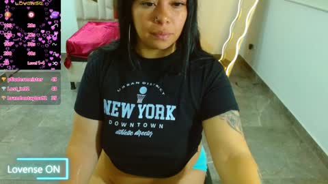 Hey im martina online show from December 16, 6:32 am