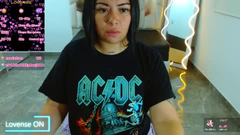 Hey im martina online show from December 20, 7:44 am