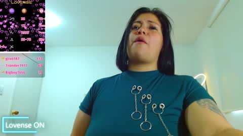 Hey im martina online show from December 24, 4:08 pm