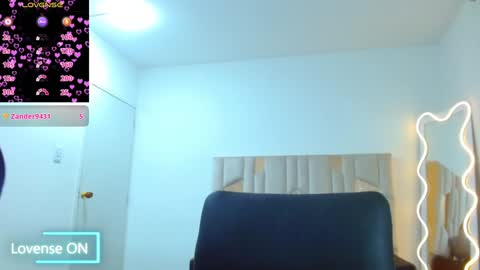 Hey im martina online show from January 16, 6:03 am