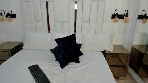 Snapshot of martina_xblack chatting on January 26, 3:25 pm Martina Black online show from January 26, 3:25 pm