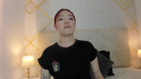 Snapshot of martinaa_garcia chatting on February 15, 6:59 pm Martina online show from February 15, 6:59 pm