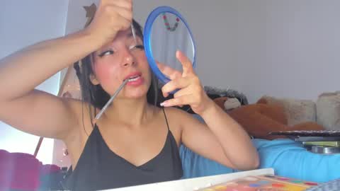 Snapshot of martinarossi chatting on December 18, 10:13 pm ... ... online show from December 18, 10:13 pm