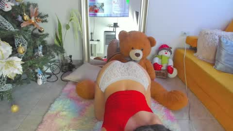 Snapshot of martinarossi chatting on December 26, 4:47 pm ... ... online show from December 26, 4:47 pm