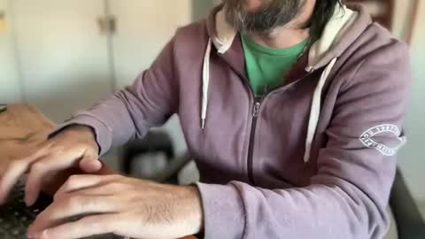 Snapshot of martincito22xl chatting on March 26, 10:43 am Martincito online show from March 26, 10:43 am