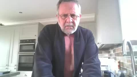 martinrgbxxxx online show from May 5, 8:00 am