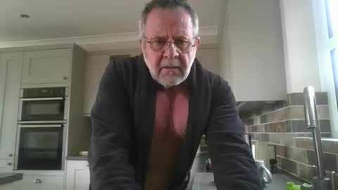 martinrgbxxxx online show from May 18, 7:58 am