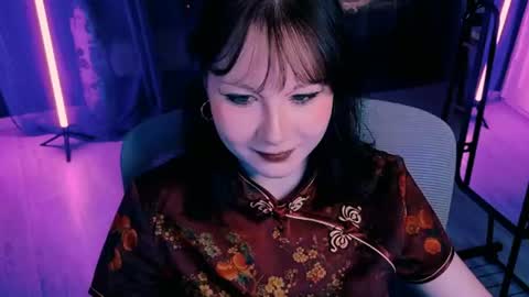 Nancy online show from June 18, 5:17 pm