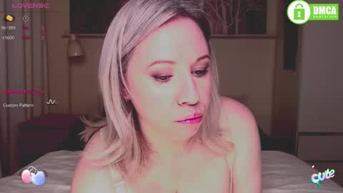 Mary linn online show from September 22, 1:02 pm