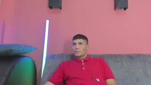 Snapshot of mary_and_damian chatting on December 10, 1:33 pm mary_and_damian online show from December 10, 1:33 pm