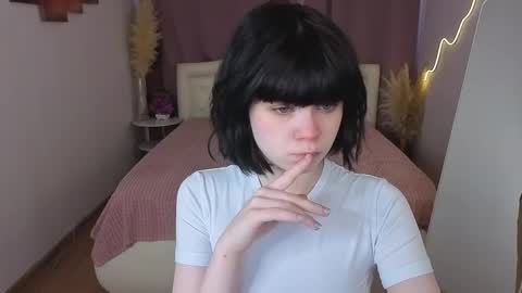 Snapshot of mary_backerr chatting on June 7, 1:15 pm Mary online show from June 7, 1:15 pm