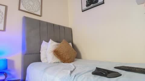 mary_cute9 online show from May 13, 12:13 pm