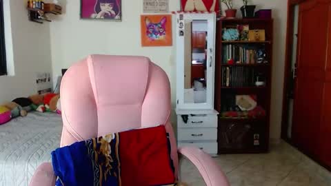 mary online show from February 17, 1:36 am