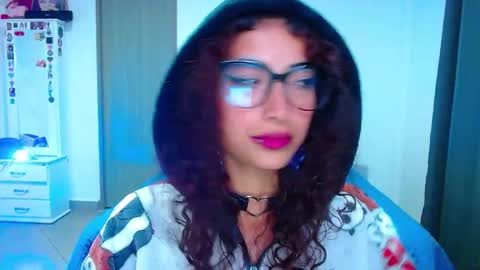 Snapshot of mary_jane1_ chatting on October 1, 2:06 am mary online show from October 1, 2:06 am