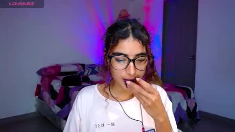 Snapshot of mary_jane1_ chatting on November 7, 1:38 am mary online show from November 7, 1:38 am