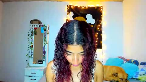 Snapshot of mary_jane1_ chatting on April 4, 3:27 am mary online show from April 4, 3:27 am