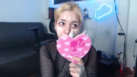                      100   online show from February 23, 11:36 pm