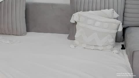 Snapshot of mary_lepson chatting on February 22, 2:41 pm Mary Lepson online show from February 22, 2:41 pm