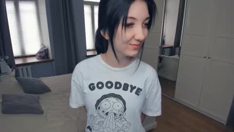 Mary online show from January 8, 9:11 am