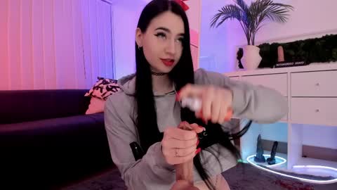 Mary online show from April 3, 6:22 am