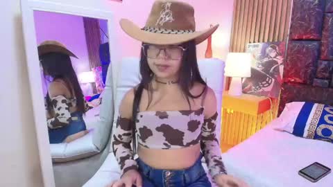 mary_luckaysha online show from April 29, 6:36 pm