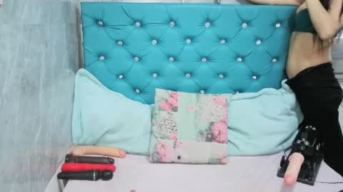 Snapshot of mary_mood_ chatting on February 5, 1:44 pm Mary Moon online show from February 5, 1:44 pm