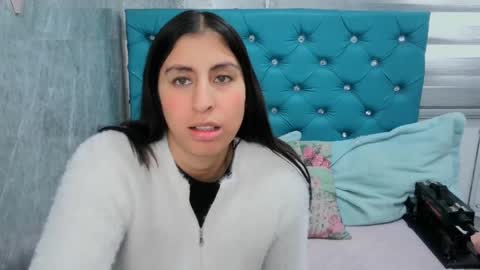 Snapshot of mary_mood_ chatting on February 18, 4:48 pm Mary Moon online show from February 18, 4:48 pm