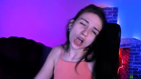 Snapshot of mary_moon__ chatting on February 4, 9:48 am mary_moon__ online show from February 4, 9:48 am