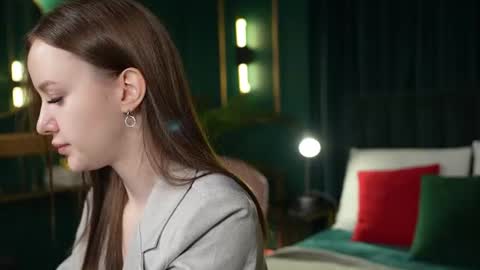yours fetish mary online show from June 26, 3:22 am