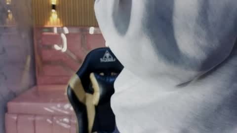 Mary  online show from June 3, 8:47 pm